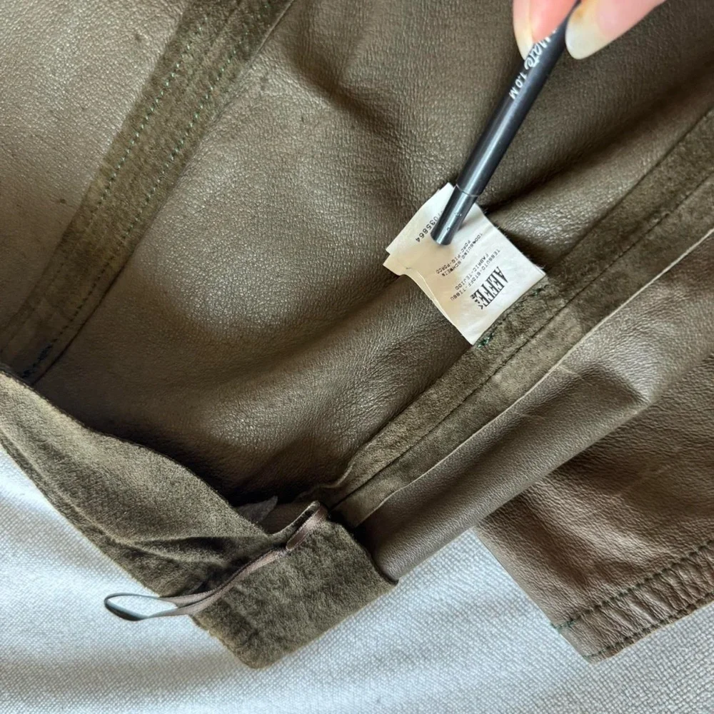 Moschino Cheap & Chic - Green Suede Leather Maxi Skirt - IT 46 - Size Large - Picture 4 of 5